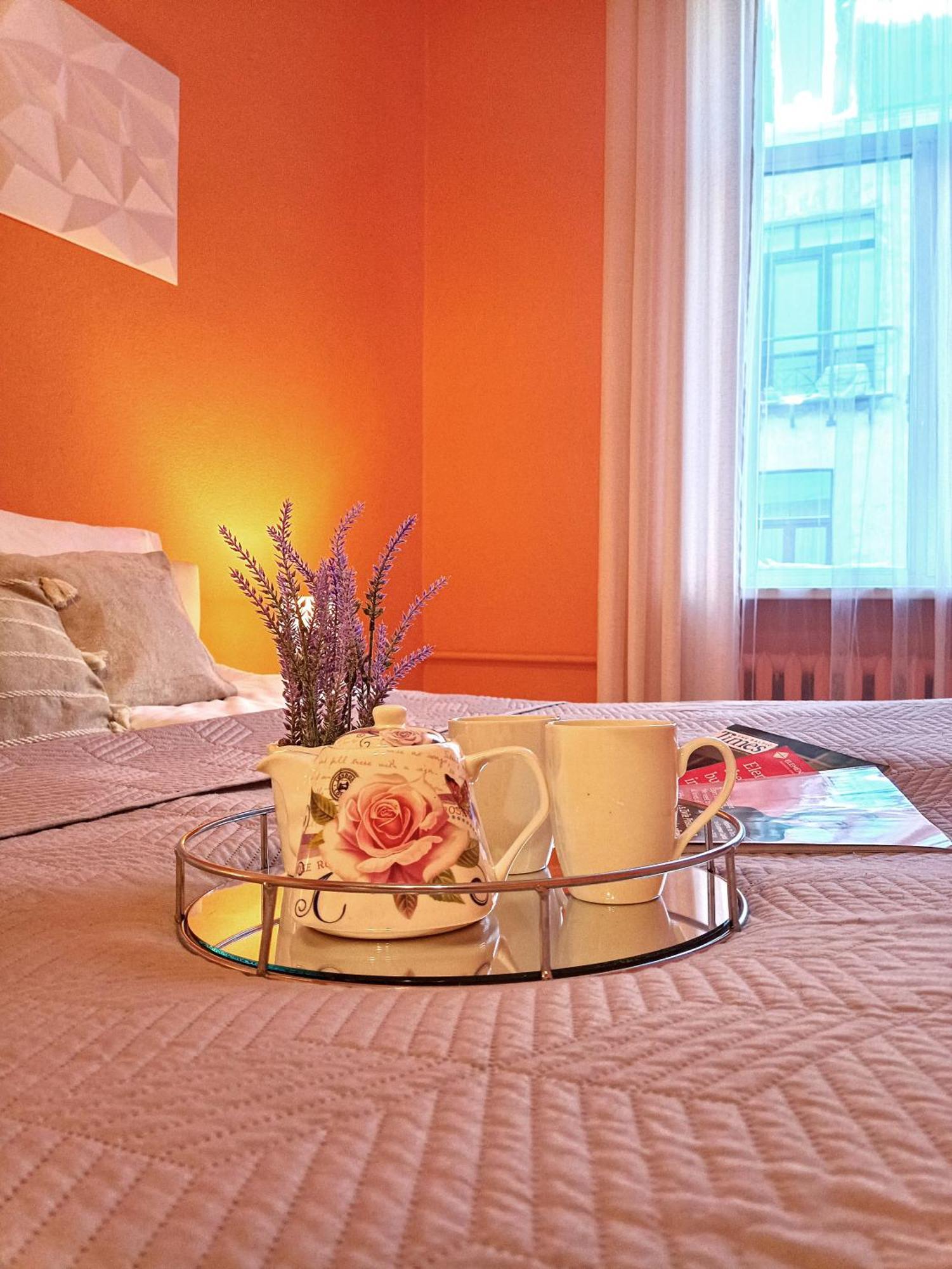 Spacious Old Town Family Peachy 2 Bedrooms Apartment, Nearby The Riga Presidential Castle Екстериор снимка