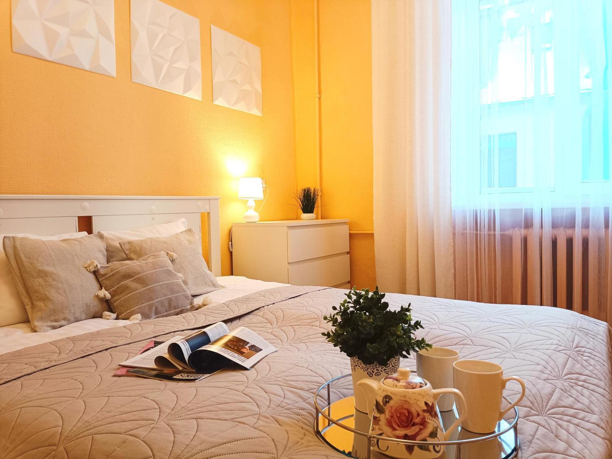 Spacious Old Town Family Peachy 2 Bedrooms Apartment, Nearby The Riga Presidential Castle Екстериор снимка